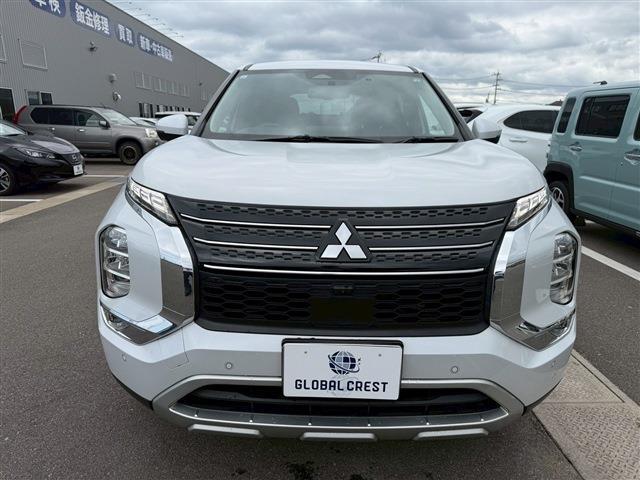 Mitsubishi Outlander 4