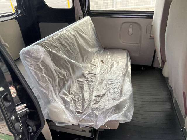 Nissan NV100 Clipper 11