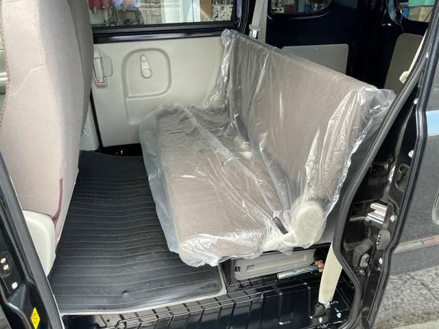Nissan NV100 Clipper 8