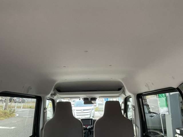 Nissan NV100 Clipper 10