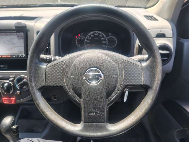 Nissan AD 11