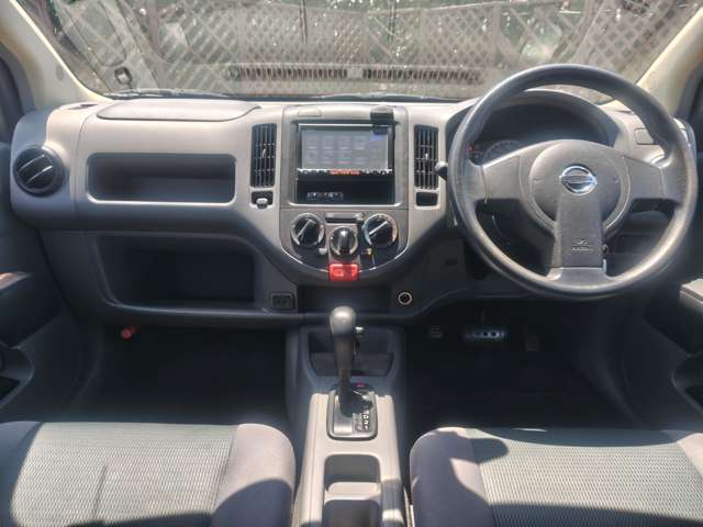 Nissan AD 6