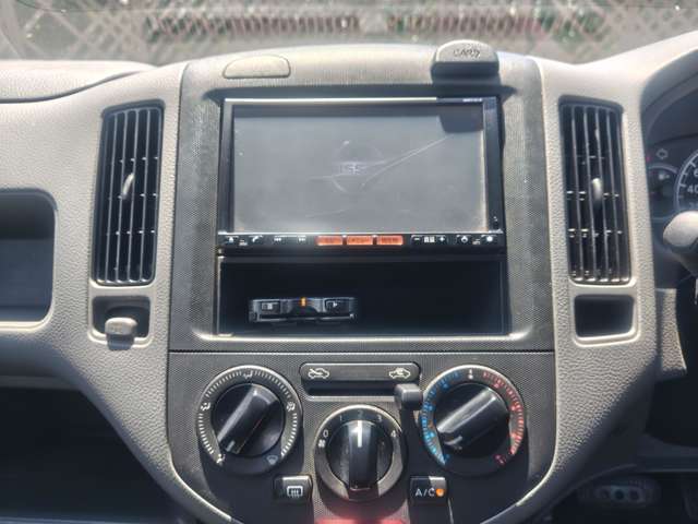 Nissan AD 7