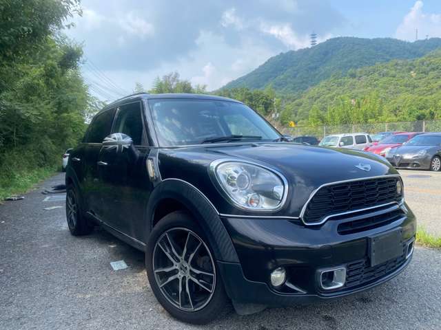 MINI Crossover 2