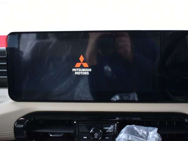 Mitsubishi Delica Mini 3