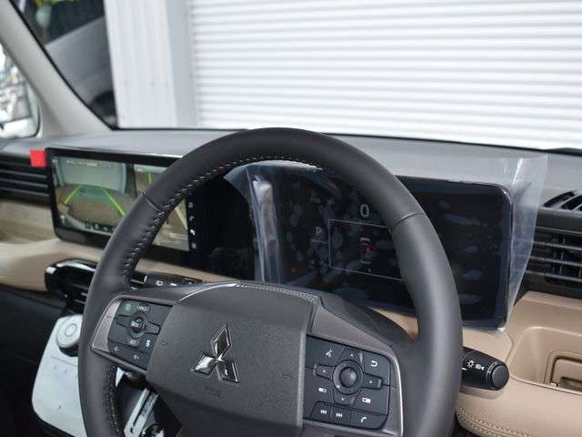 Mitsubishi Delica Mini 9