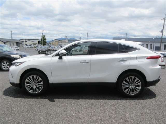 Toyota Harrier 2