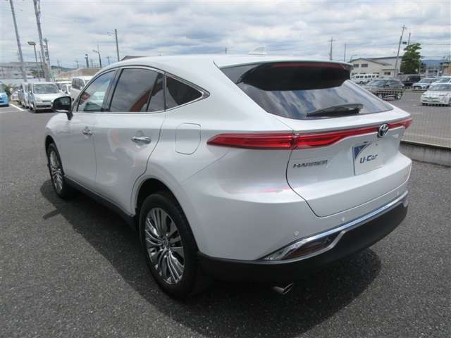 Toyota Harrier 3