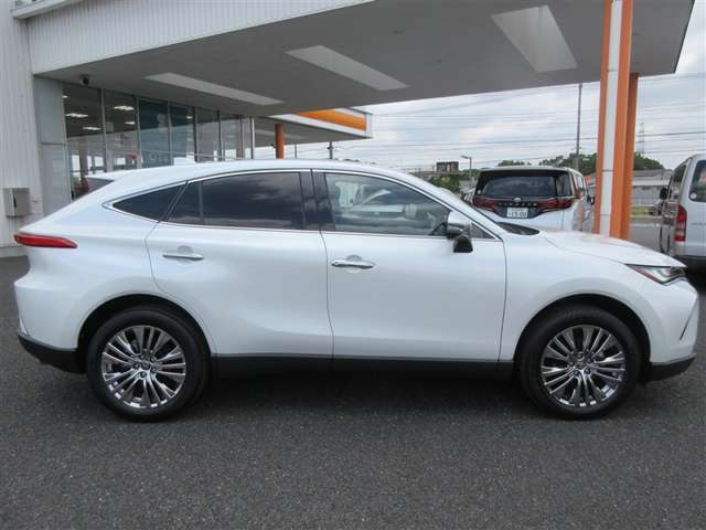 Toyota Harrier 6