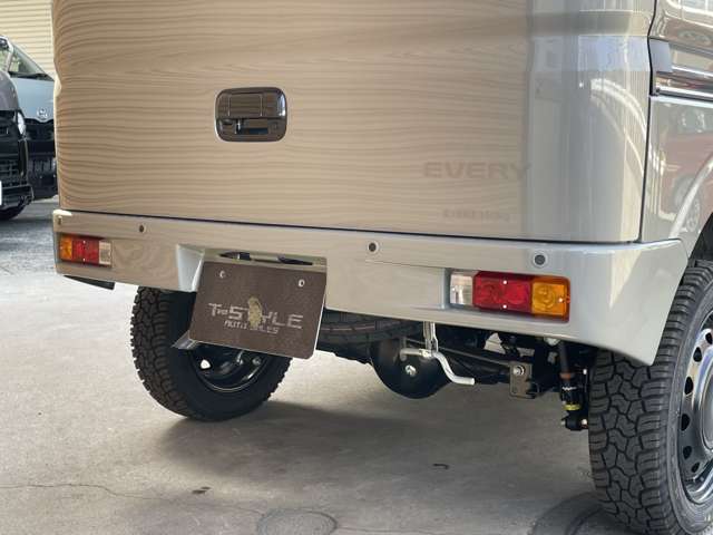 Suzuki Every 8