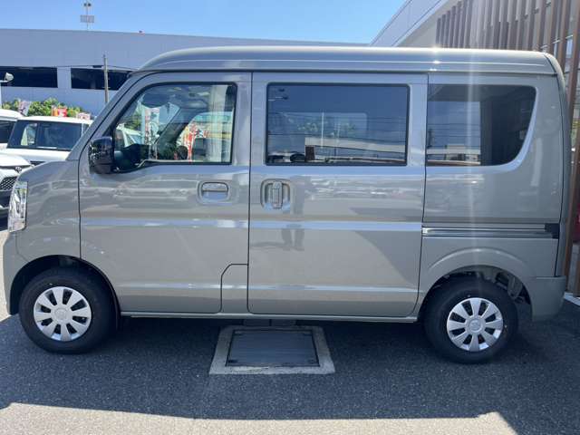 Suzuki Every 12