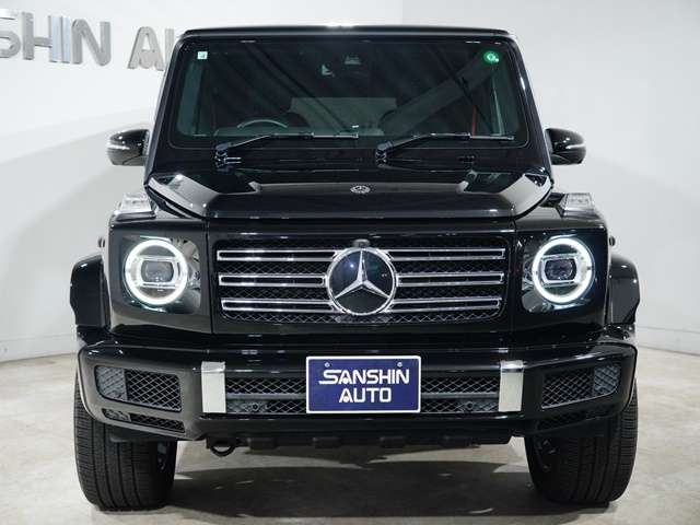Mercedes-Benz G-Class 4
