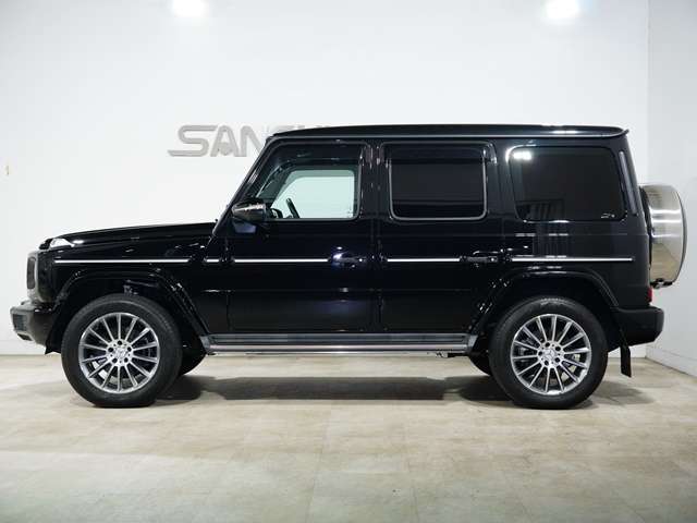 Mercedes-Benz G-Class 5