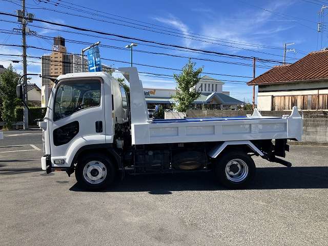Isuzu Forward 11