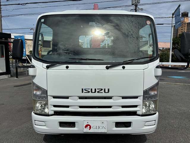 Isuzu Elf 2
