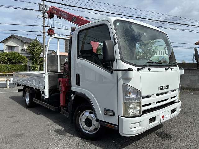 Isuzu Elf 3