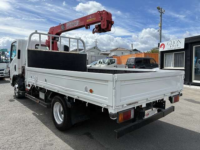 Isuzu Elf 6