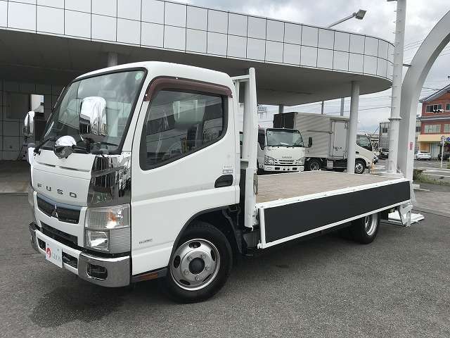 Mitsubishi Fuso Canter 9