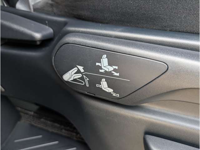 Toyota Alphard 9