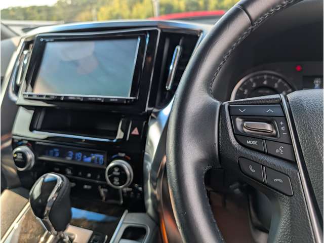 Toyota Alphard 10