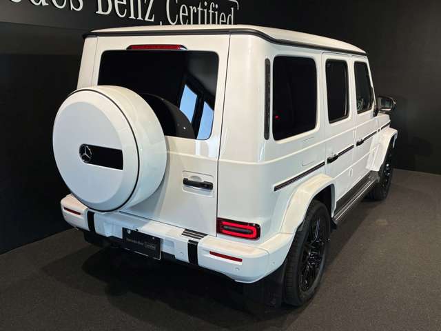 Mercedes-Benz G-Class 8