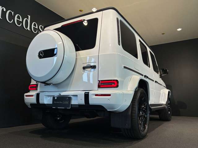 Mercedes-Benz G-Class 9