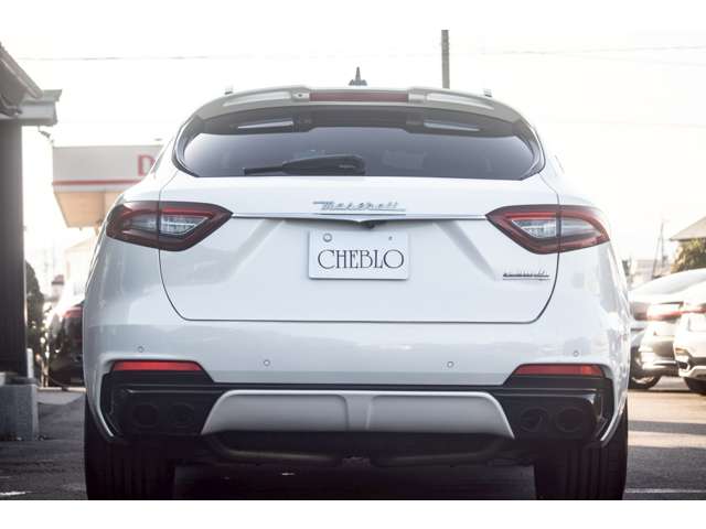 Maserati Levante 4