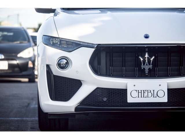 Maserati Levante 5