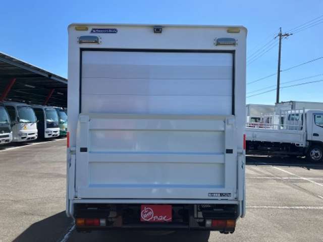 Mitsubishi Fuso Canter 8