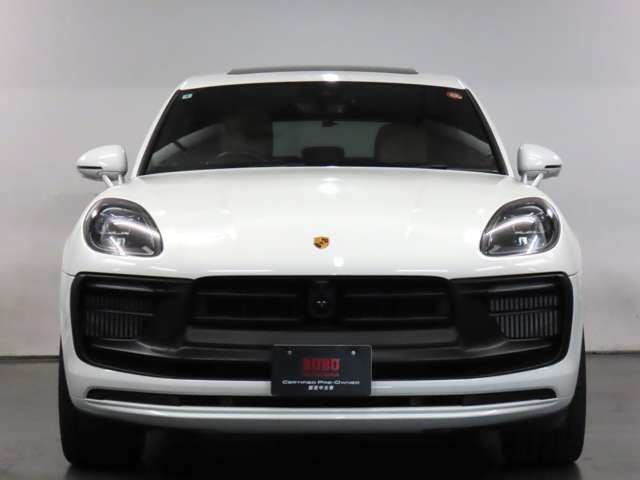 Porsche Macan 2