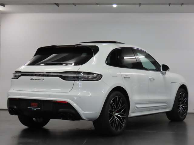 Porsche Macan 6