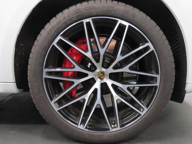 Porsche Macan 10