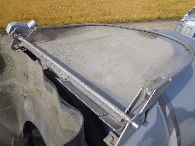 Isuzu Giga 6