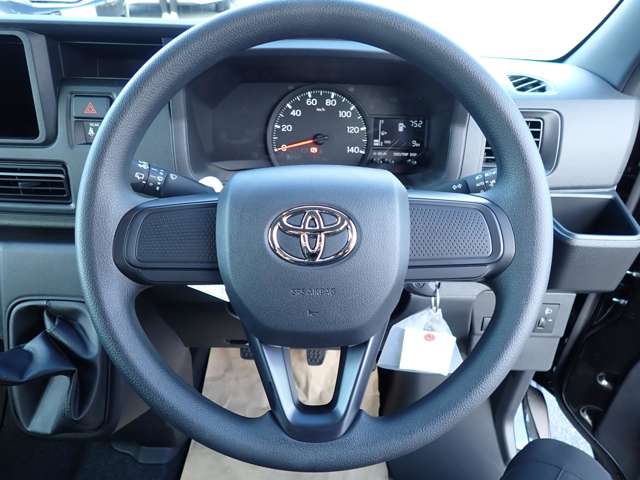 Toyota Pixis Van 9
