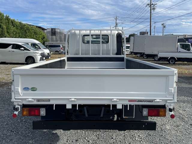 Hino Dutro 2
