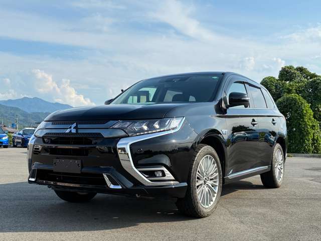 Mitsubishi Outlander PHEV 7