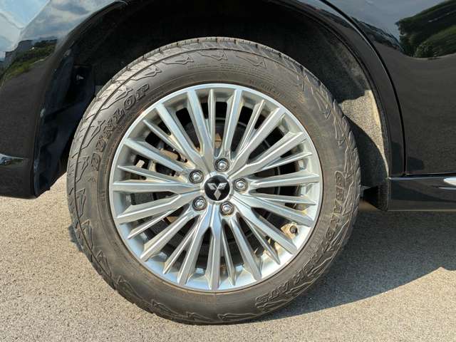 Mitsubishi Outlander PHEV 9