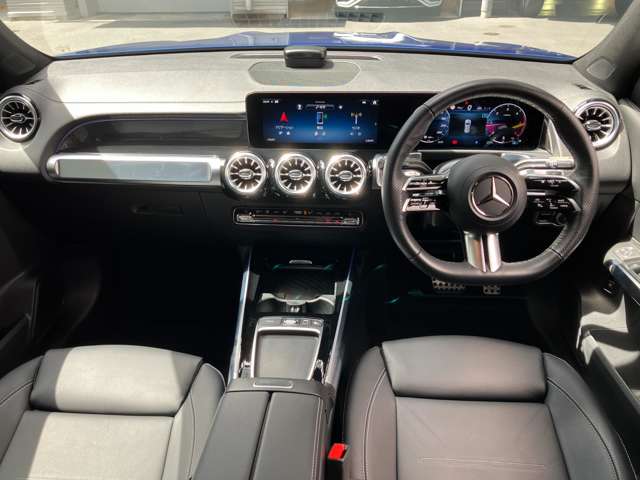Mercedes-Benz GLB 6