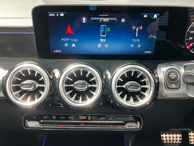 Mercedes-Benz GLB 10
