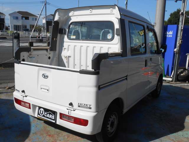 Daihatsu Hijet Deck Van 5