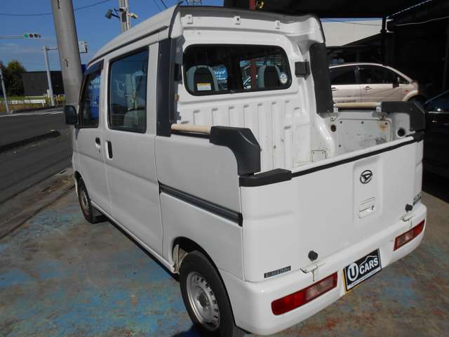 Daihatsu Hijet Deck Van 7