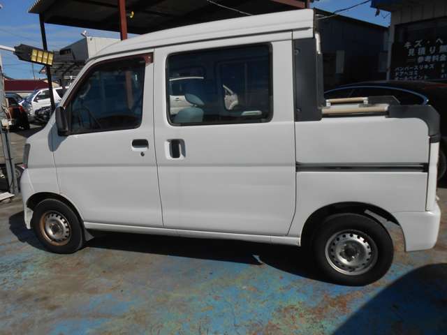 Daihatsu Hijet Deck Van 8