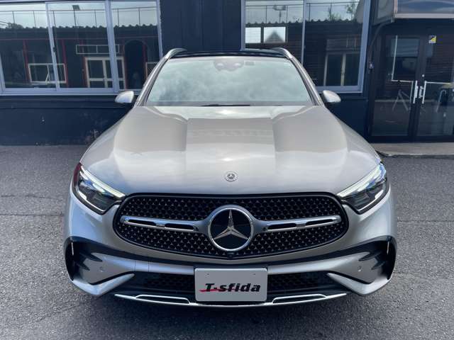 Mercedes-Benz GLC 10