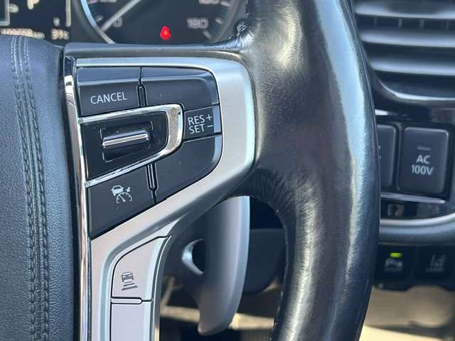 Mitsubishi Outlander PHEV 12