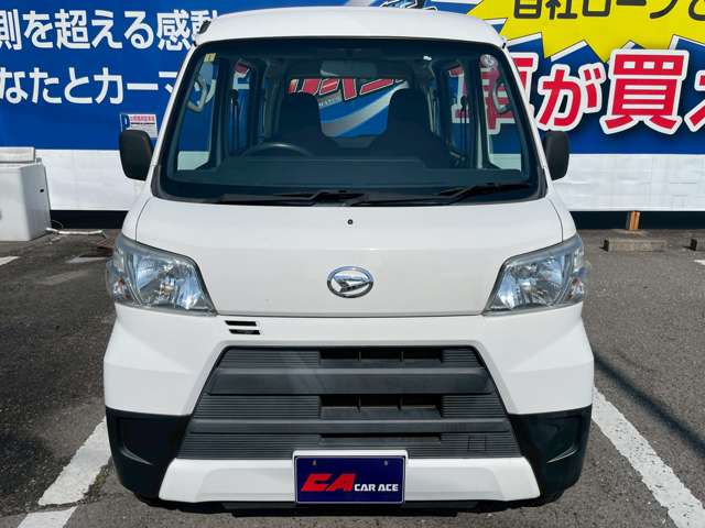 Daihatsu Hijet Cargo 6