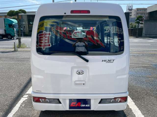 Daihatsu Hijet Cargo 10