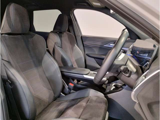 BMW iX1 12