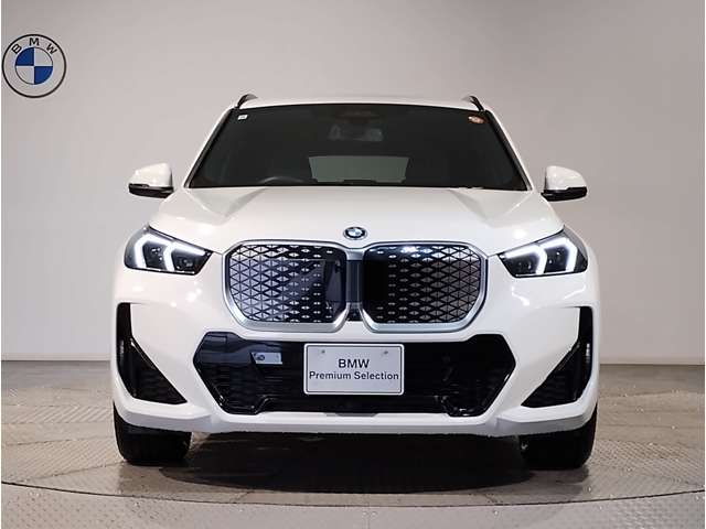 BMW iX1 5