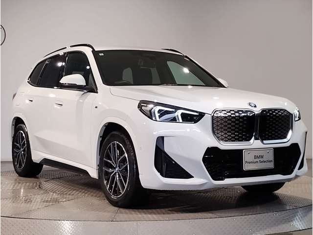 BMW iX1 6