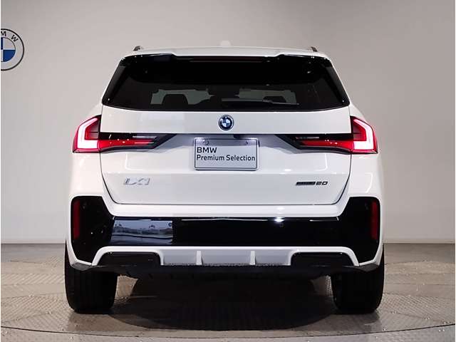 BMW iX1 9